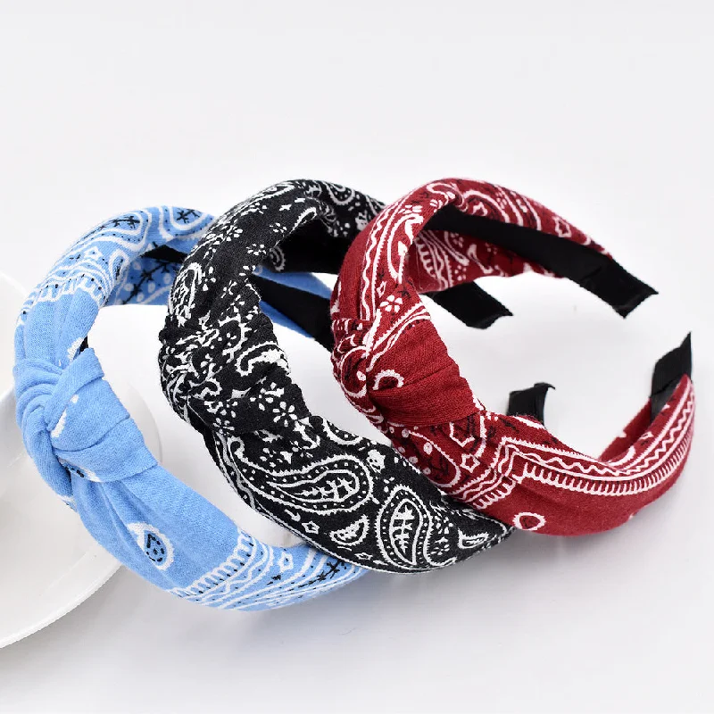 Wholesale Knitted Retro Baroque Cashew Flower Fabric Headband