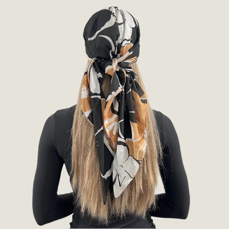 Naia Open Square Scarf